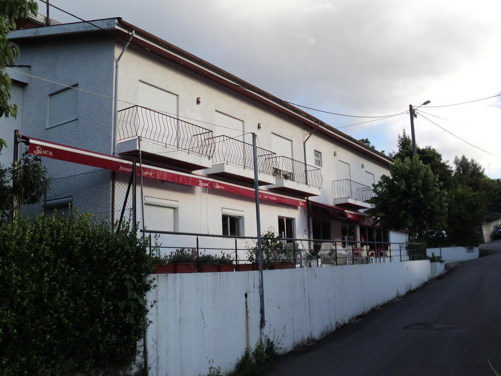 Alojamento Correia Caldelas Bagian luar foto